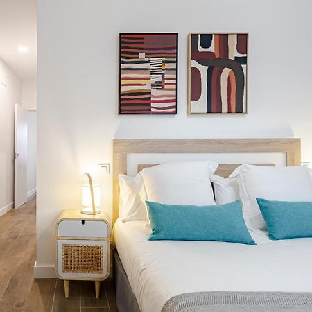 Feelathome Castilla Apartments Madrid Luaran gambar