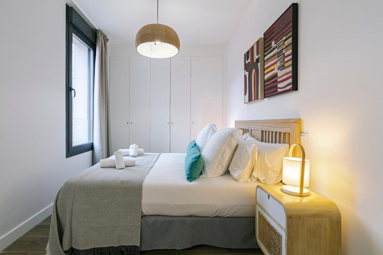 Feelathome Castilla Apartments Madrid Luaran gambar