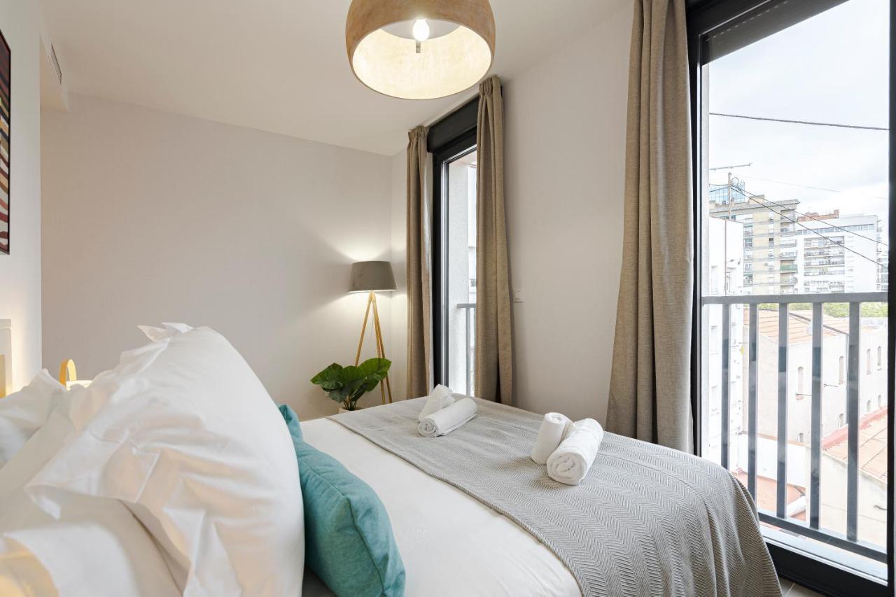 Feelathome Castilla Apartments Madrid Luaran gambar