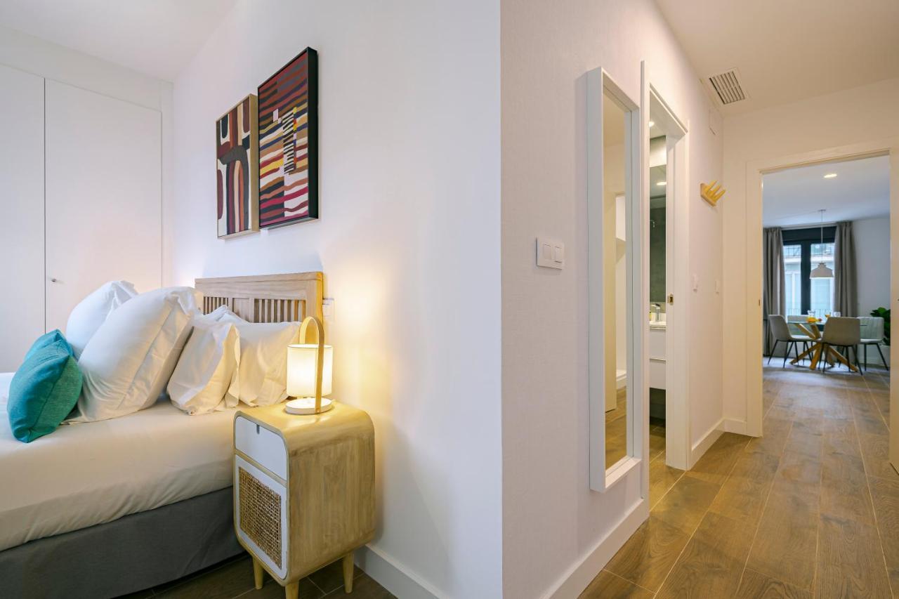 Feelathome Castilla Apartments Madrid Luaran gambar