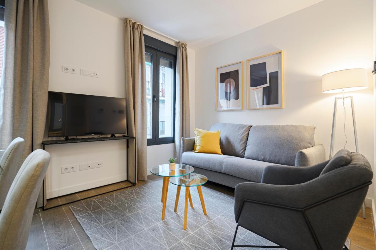 Feelathome Castilla Apartments Madrid Luaran gambar