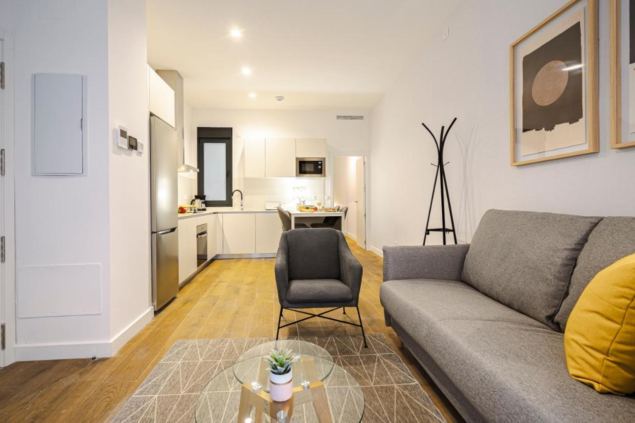Feelathome Castilla Apartments Madrid Luaran gambar