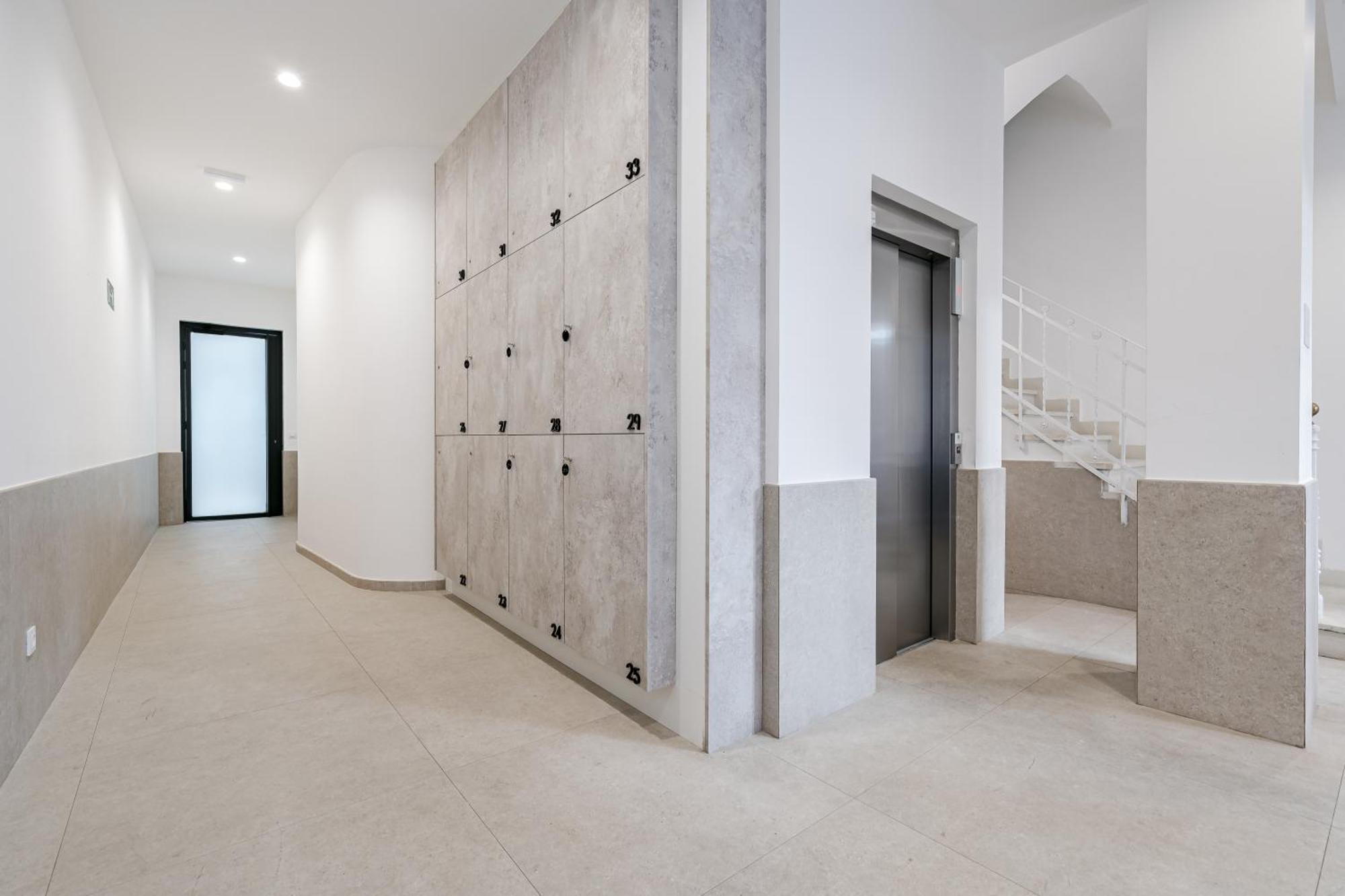 Feelathome Castilla Apartments Madrid Luaran gambar