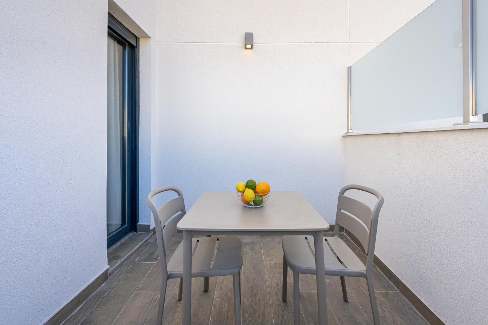 Feelathome Castilla Apartments Madrid Luaran gambar